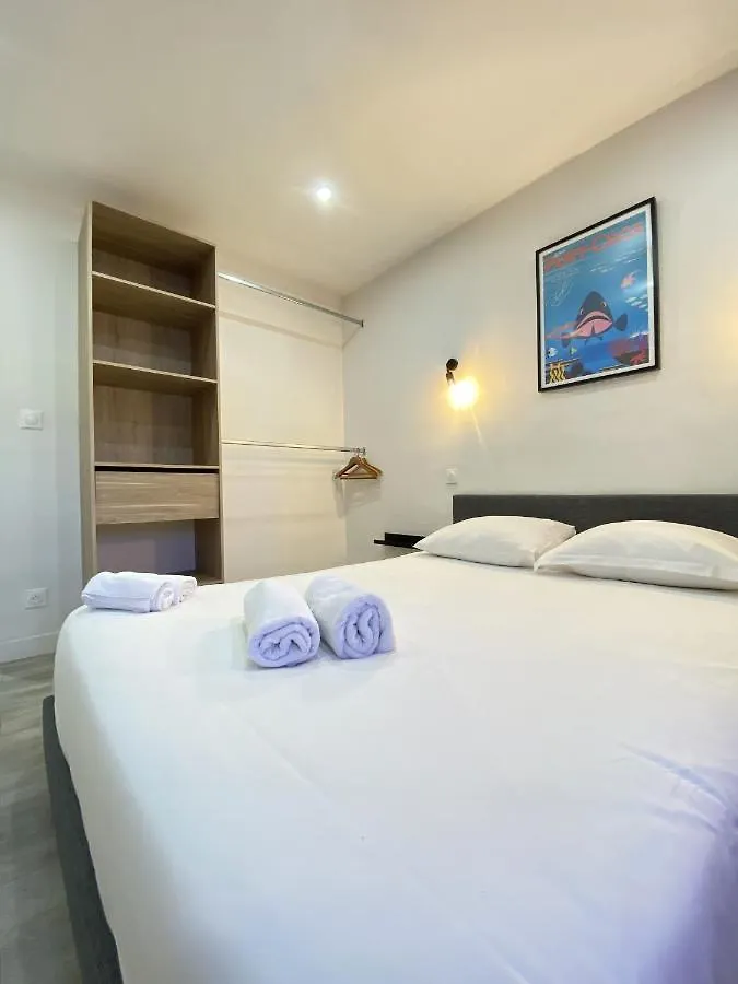 La Cle -Climatisation - Parking Prive - Ideale - Professionnels - Familles - Amis Hyeres 0*,  France