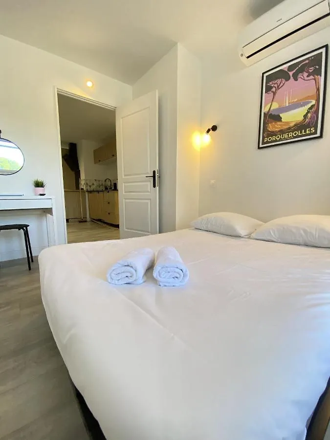 Apartment La Cle -Climatisation - Parking Prive - Ideale - Professionnels - Familles - Amis Hyeres France